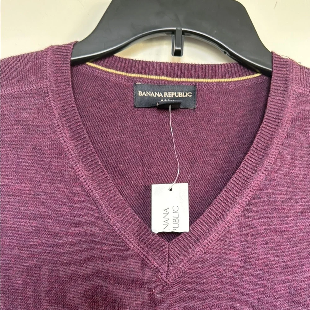 Banana Republic Purple V-Neck Sweater